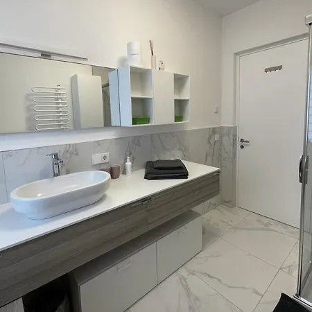 Apartments Griesser - Included Brixencard And Parking Garage In House Exterior photo